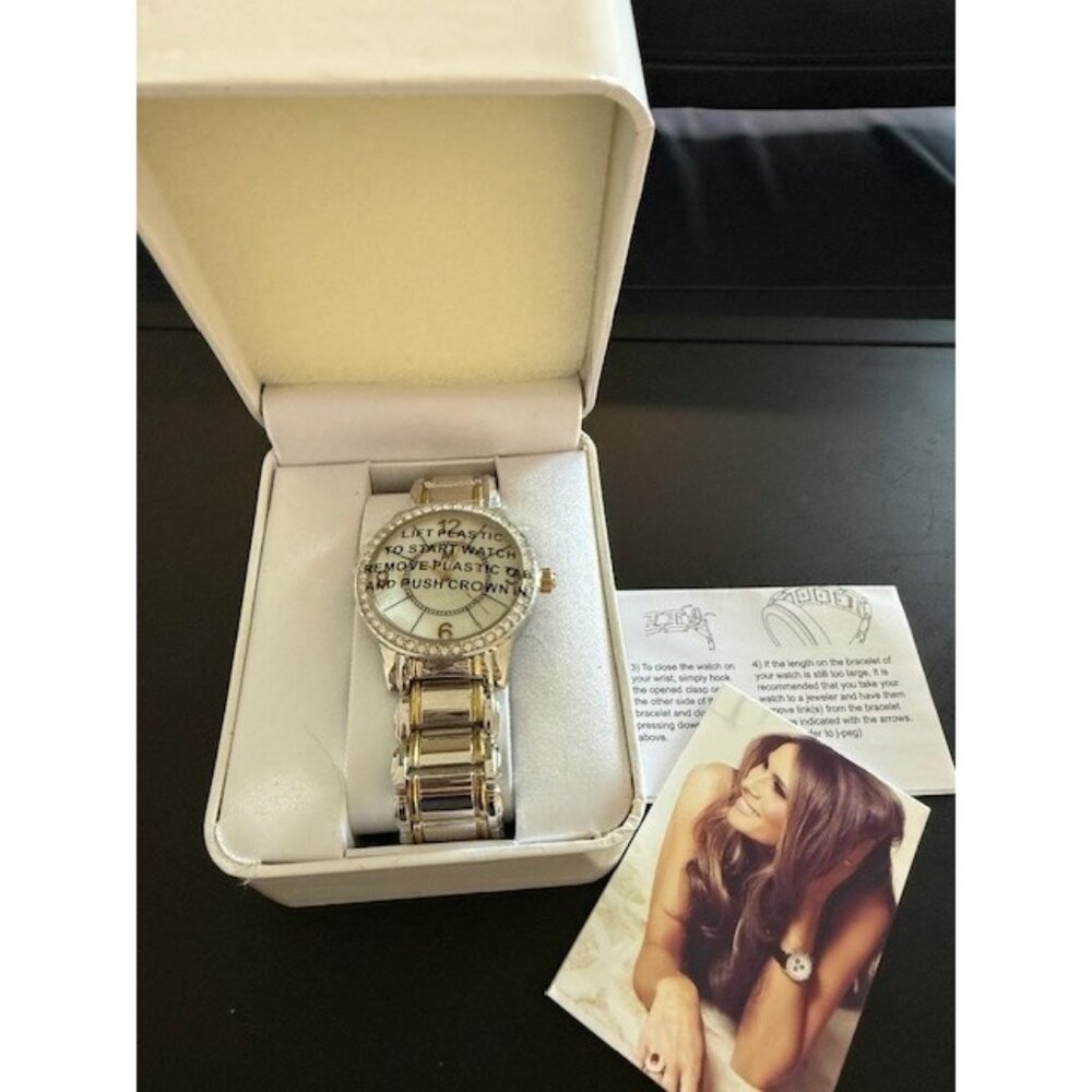 Melania Trump Watch Round Silver Gold Tone ME190 Mother of Pearl Crystals NOS